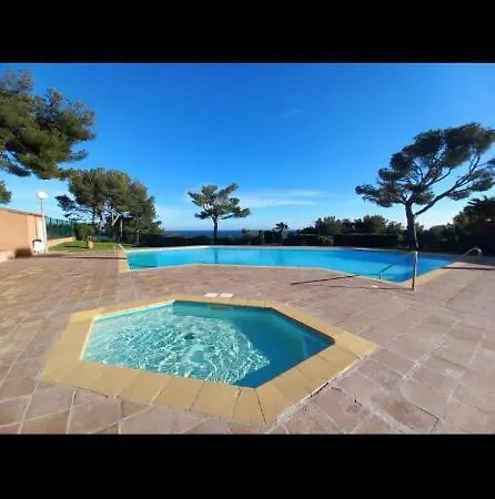 Location Saisonniere Les Pieds Dans L'eau Apartman *